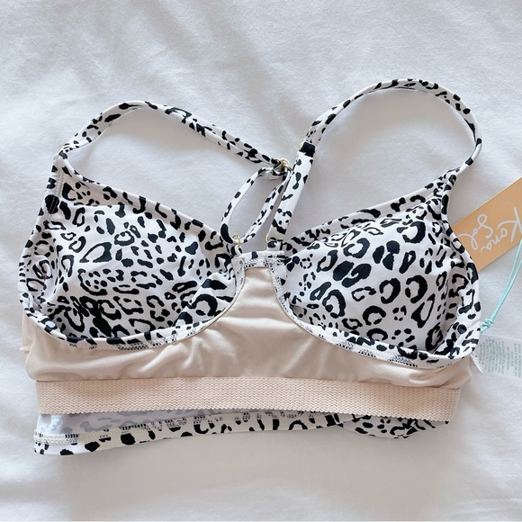 Kona Sol NWT Twist-Front Bikini Top size small 4-6 Women's Leopard swimsuit - Picture 10 of 12